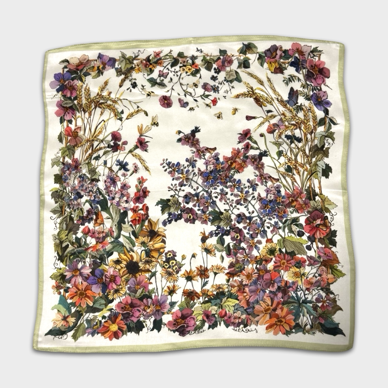 110 x 180 šilko šalikai_10 100% šilko skarelė YURA (53x53 cm) - Image 1