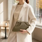 FLCOM85487 tamsi kapučino 33 × 5 × 21 cm odinė rankinė-pouch su modeliu