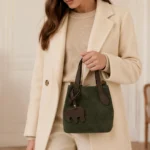 FLCOM86097 SUEDE samaninė žalia 19 × 20 × 12,5 cm verstos odos rankinė su modeliu