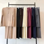 Merino vilnos ir kašmyro dviejų dalių kostiumėlis: megztinis ir kelnės – EM-11740 - Image 3
