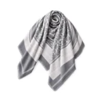 Didelė viskozės skara su smulkiais ornamentais – D1508 - Image 3