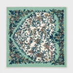 Vilnonė skara Beatrice, 70 × 70 cm – išskleista skara